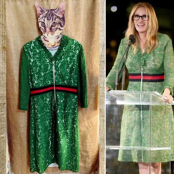 Beautiful Kelly green ๐ lace dress with navy and red ribbed band/zips in front! - Picture 1 of 8